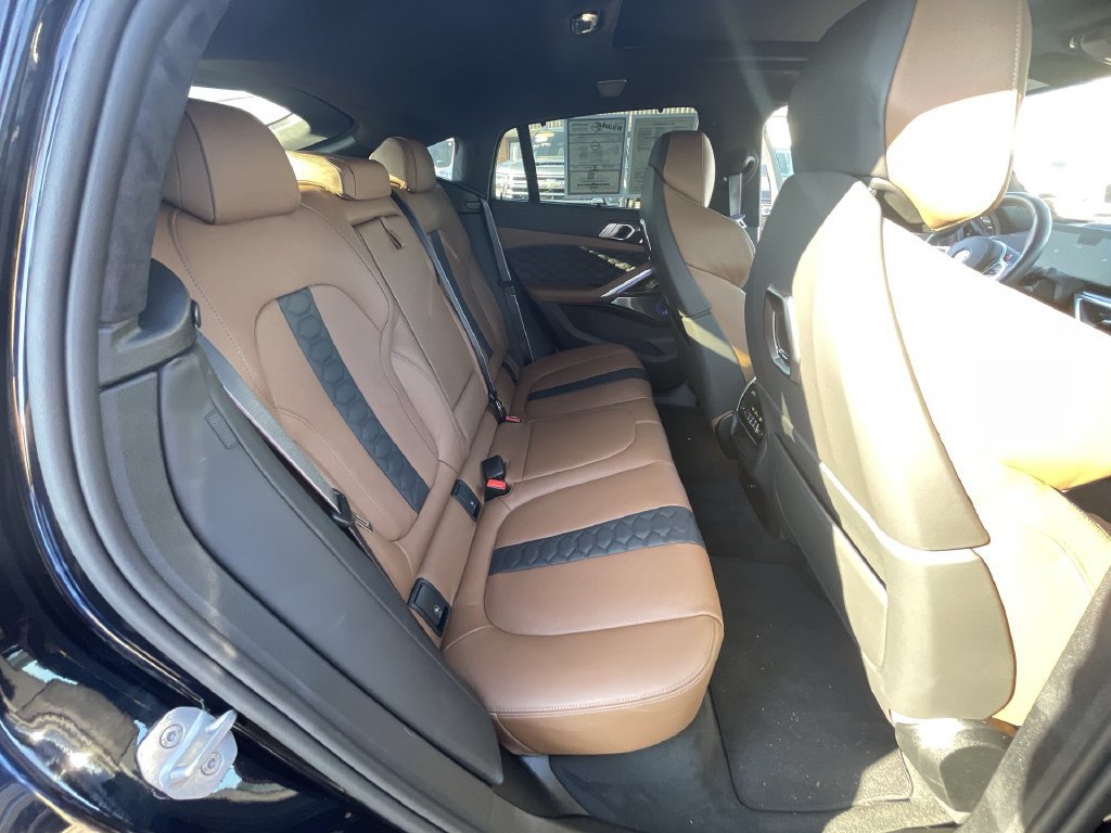 Used 2027 BMW X6 M Competition w/ Executive Package AWD/4WD image 27