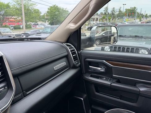 Used 2022 RAM 2500 Laramie AWD/4WD image 24