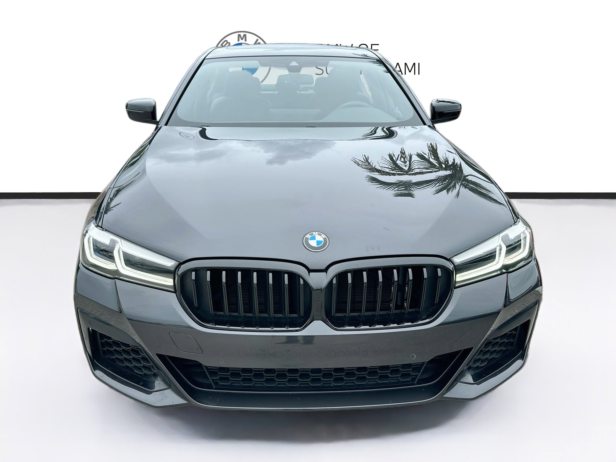 Used 2023 BMW M550i xDrive AWD/4WD image 2