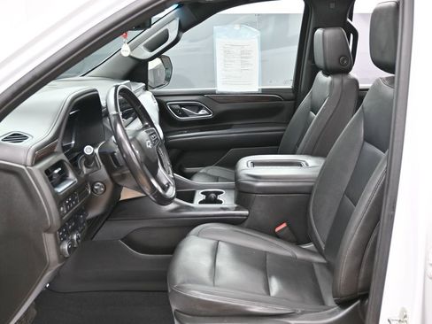 Used 2022 Chevrolet Tahoe Z71 w/ Luxury Package image 18