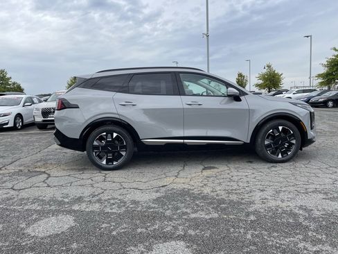 New 2026 Kia Sportage SX image 9