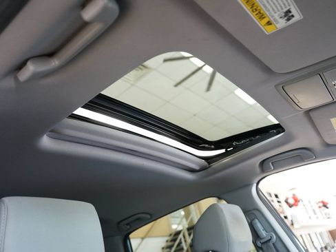 Used 2017 Honda CR-V EX image 8
