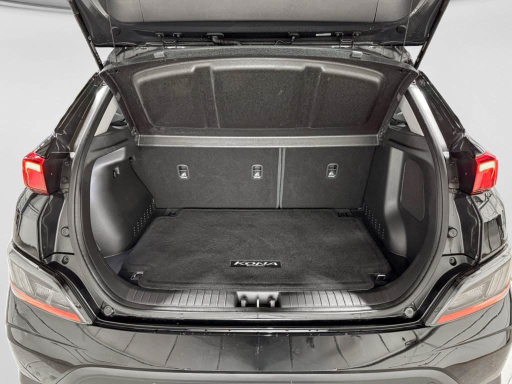 Used 2023 Hyundai Kona Limited w/ Cargo Package FWD image 25