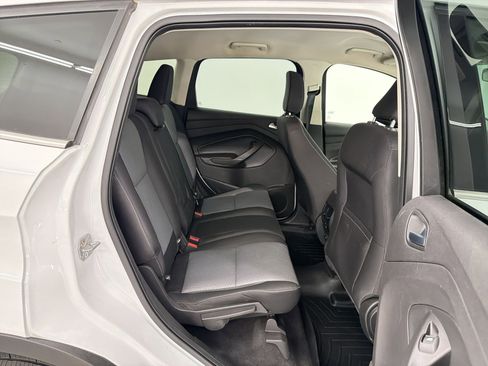 Used 2018 Ford Escape SE image 25