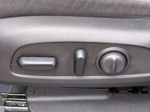 Used 2020 GMC Terrain SLE w/ Driver Convenience Package FWD image 13