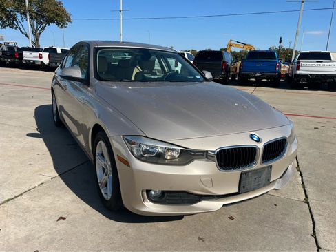 Used 2014 BMW 320i xDrive Sedan image 5