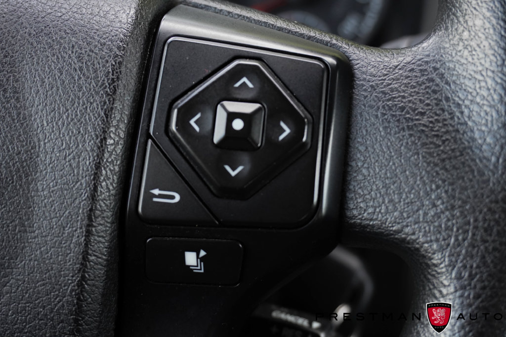 Used 2020 Toyota Tacoma SR AWD/4WD image 28