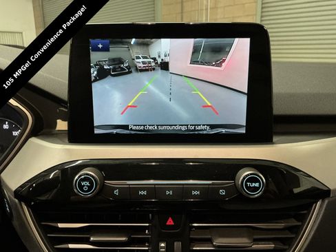 Used 2022 Ford Escape SE w/ Convenience Package image 25