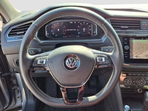 Used 2021 Volkswagen Tiguan SEL image 22