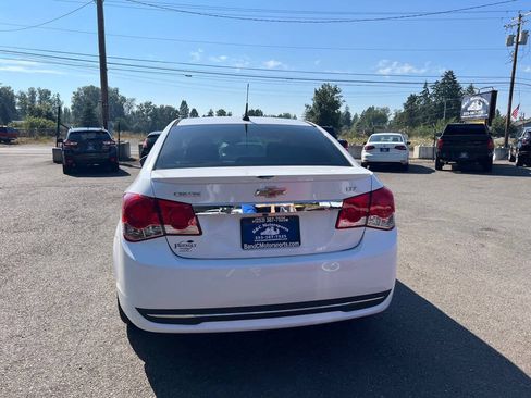 Used 2014 Chevrolet Cruze LTZ w/ Sun, Sound and Sport Package FWD image 4