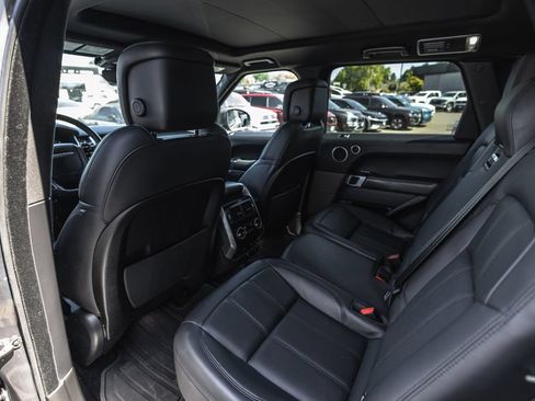 Used 2019 Land Rover Range Rover Sport HSE AWD/4WD image 21