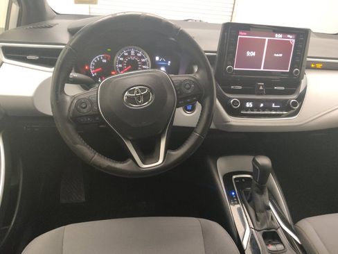 Used 2022 Toyota Corolla SE w/ SE Premium Package FWD image 22