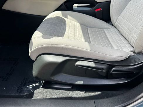 Used 2024 Honda HR-V LX image 15