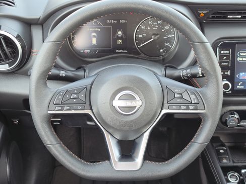 Used 2024 Nissan Kicks SR w/ Interior Electronics Package FWD image 15