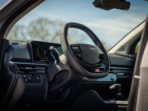 New 2026 Kia Sportage EX FWD image 19