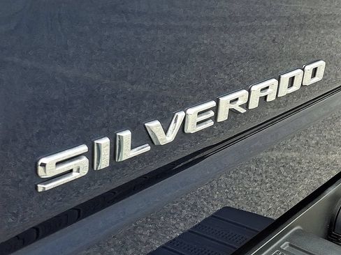 Used 2022 Chevrolet Silverado 1500 Custom AWD/4WD image 29
