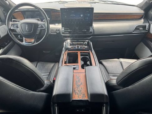Used 2022 Lincoln Navigator Black Label AWD/4WD image 10