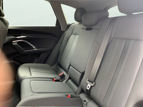 Used 2025 Audi Q5 Premium AWD/4WD image 33