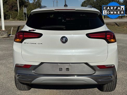 Used 2023 Buick Encore GX Essence w/ Experience Buick Package image 5
