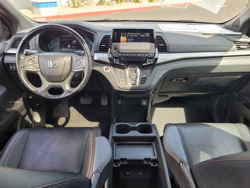 Used 2023 Honda Odyssey Sport image 15