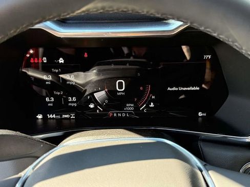 New 2026 GMC Canyon Elevation w/ Convenience Package image 23