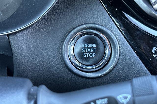 Used 2019 Toyota C-HR Limited FWD image 23