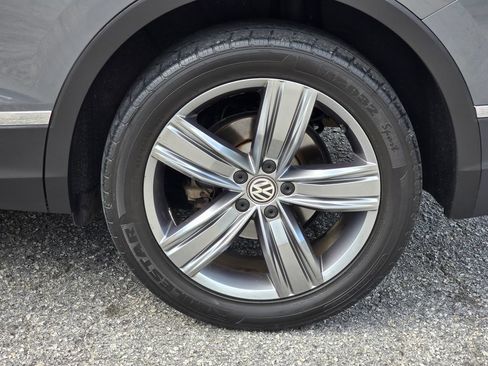 Used 2019 Volkswagen Tiguan SEL Premium AWD/4WD image 22