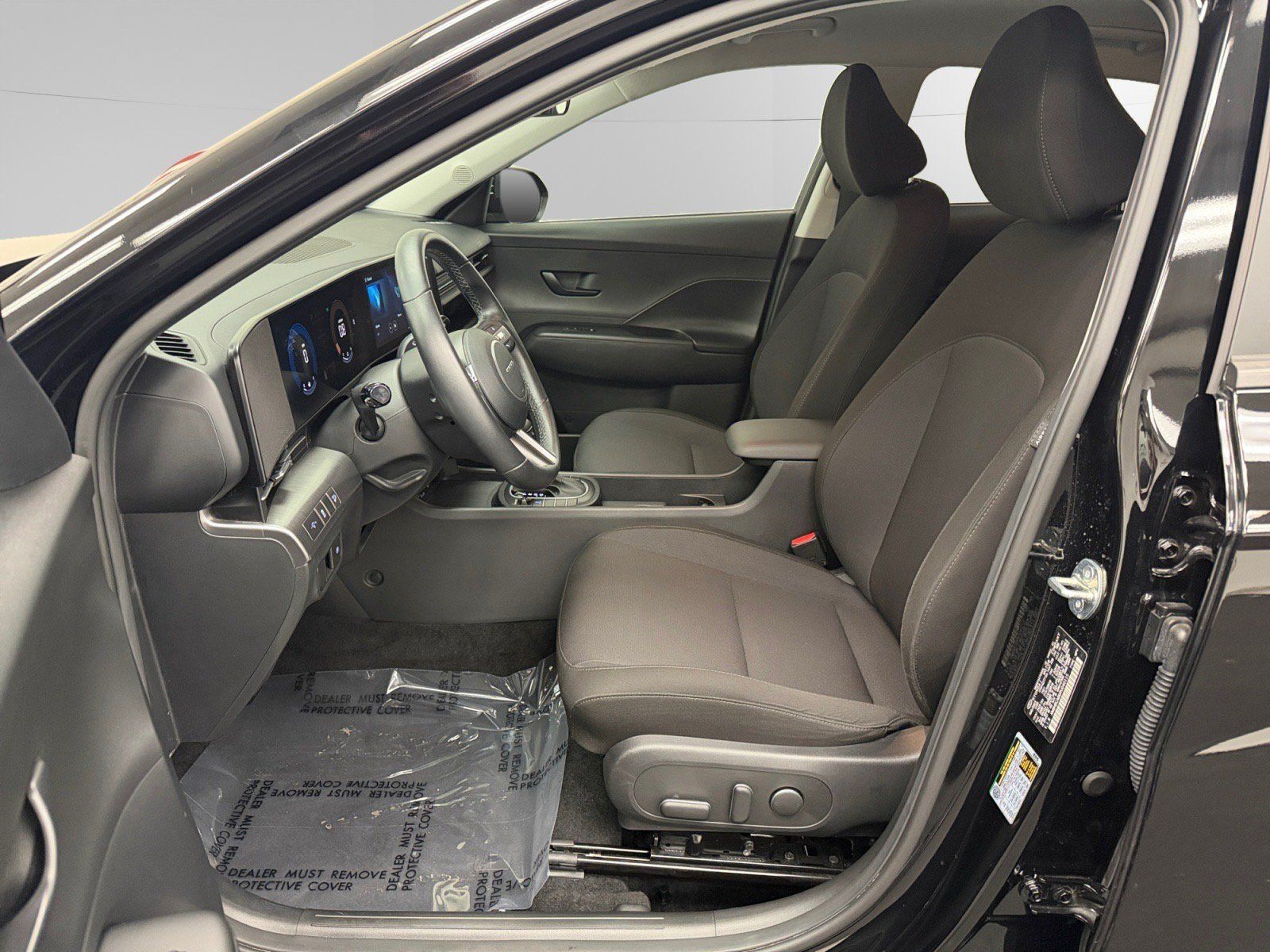Certified 2024 Hyundai Kona SEL AWD/4WD image 9