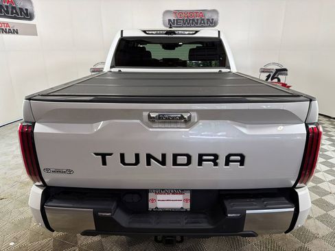 Used 2022 Toyota Tundra Limited RWD image 5