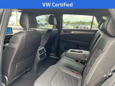 Used 2024 Volkswagen Atlas Cross Sport SE FWD image 27