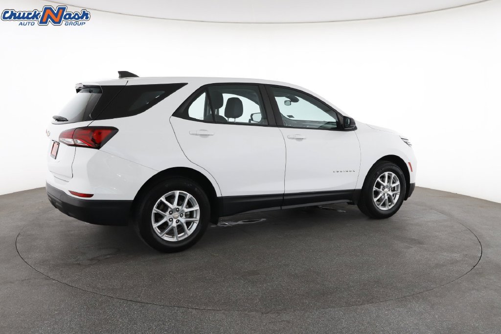 Used 2024 Chevrolet Equinox LS FWD image 13