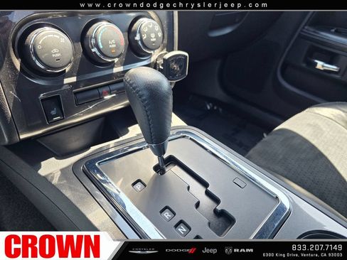 Used 2009 Dodge Challenger SRT8 w/ SRT Option Group II RWD image 30