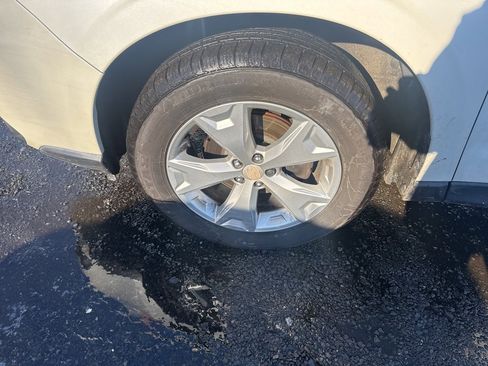 Used 2015 Subaru Forester 2.5i Limited image 17