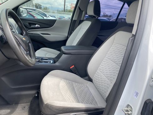 Used 2020 Chevrolet Equinox LS image 11
