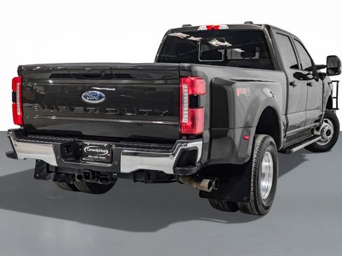 Used 2024 Ford F350 Lariat w/ FX4 Off-Road Package image 6