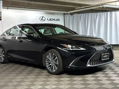Certified 2021 Lexus ES 300h w/ Premium Package