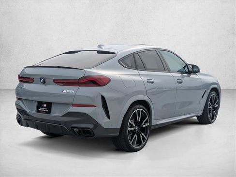 Used 2025 BMW X6 M60i w/ Climate Comfort Package image 5