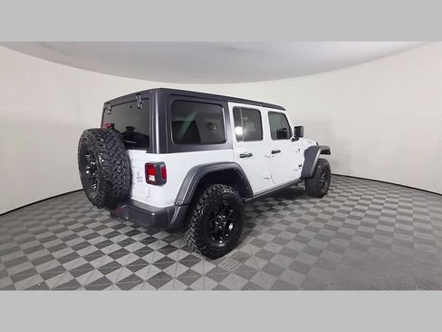 Used 2025 Jeep Wrangler Unlimited Sport AWD/4WD image 38