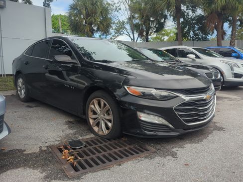 Used 2020 Chevrolet Malibu LT FWD image 1