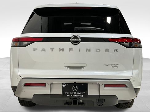 Used 2025 Nissan Pathfinder Platinum w/ Cargo Package AWD/4WD image 6