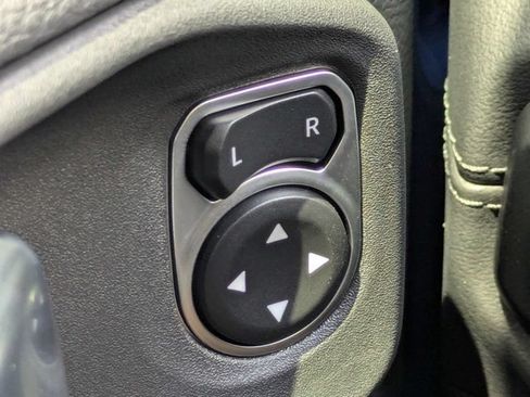 New 2026 Jeep Wrangler Unlimited Sahara AWD/4WD image 24