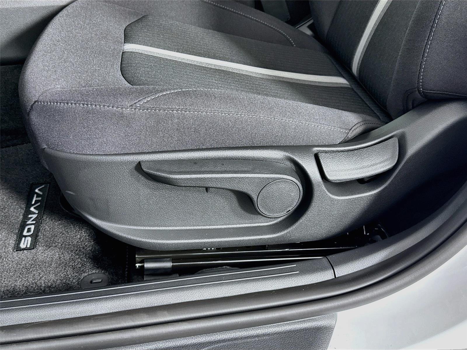 New 2026 Hyundai Sonata Blue FWD image 19