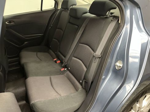 Used 2015 MAZDA MAZDA3 i Touring image 9