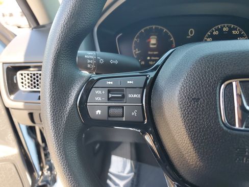 Used 2025 Honda Civic LX image 19