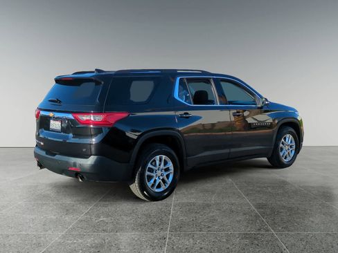 Used 2021 Chevrolet Traverse LT image 5