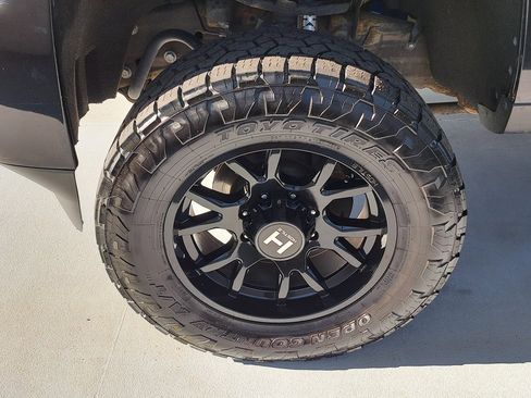 Used 2019 Chevrolet Silverado 2500 LTZ w/ Duramax Plus Package image 40