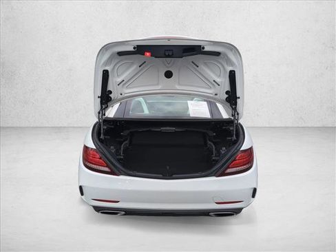 Used 2019 Mercedes-Benz SLC 300 image 6
