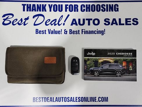 Used 2020 Jeep Cherokee Latitude Plus w/ Cold Weather Group image 31