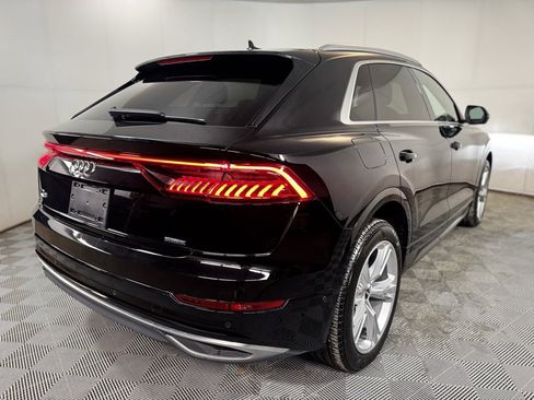 Used 2021 Audi Q8 Premium Plus image 7