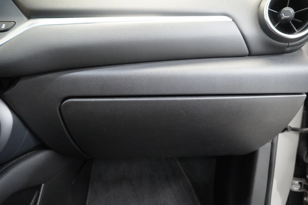 Used 2021 Chevrolet Blazer LT FWD image 37